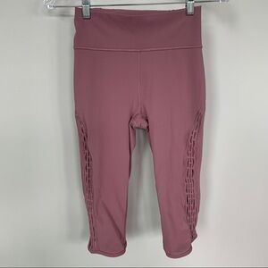 Lululemon‎ Rose Color Full-On Luxtreme, Mesh Detail Capris Size 4